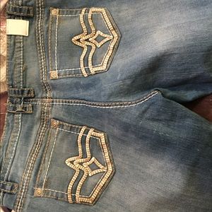 Maurice’s crop/Capri pants